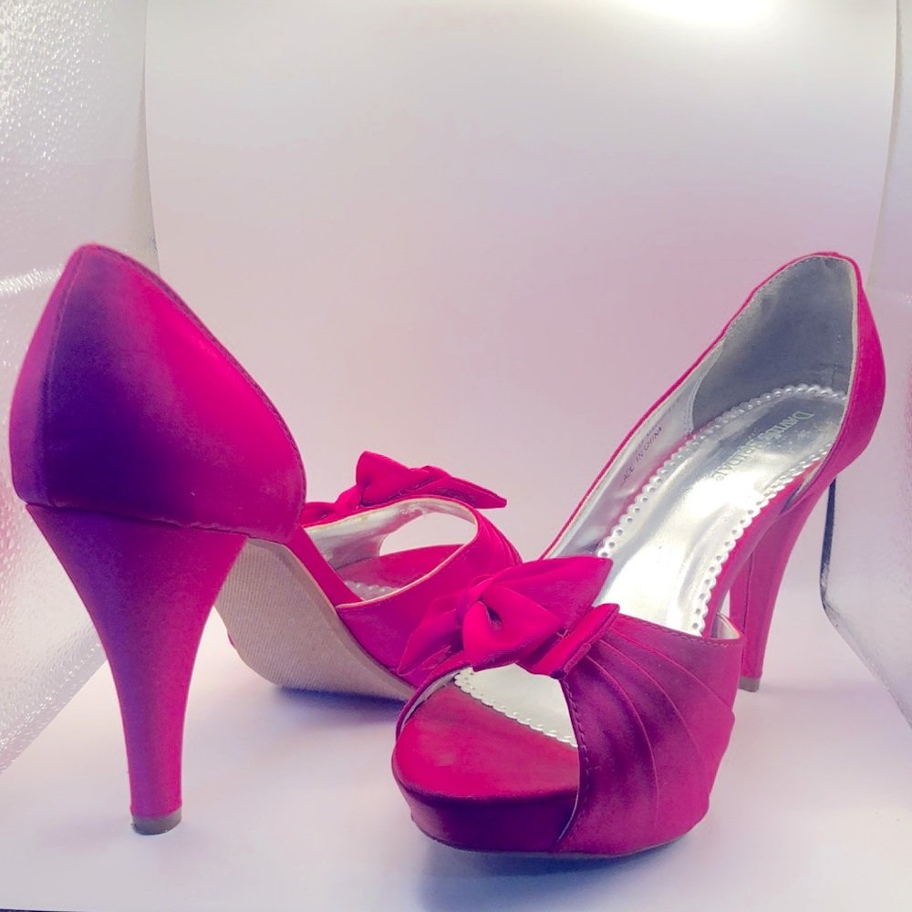 Bow satin heels , Davids bridal the designer !